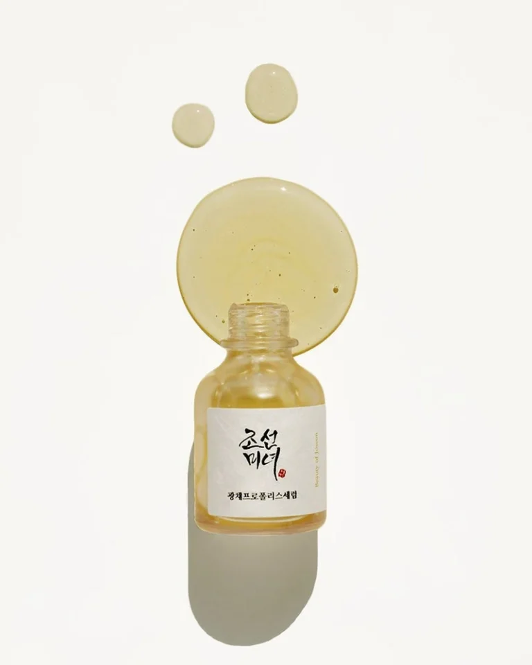 Niacinamide vs Vitamin C